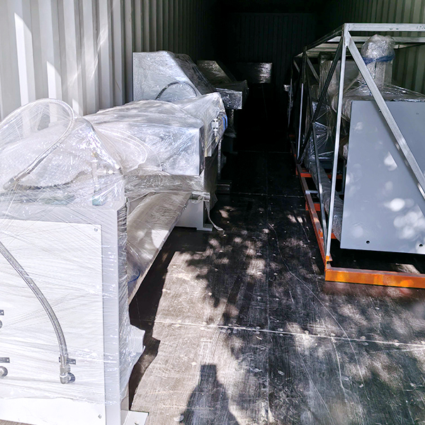 Отгрузка машин для испытания цилиндров и оборудования для манипуляций с арматурой отправлена ​​в Малайзию